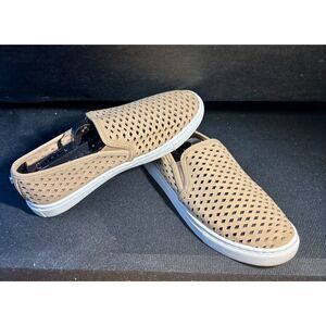Steve Madden Women’s Slip-On Sneakers Tan Perforated Leather Size US 8 EU 38